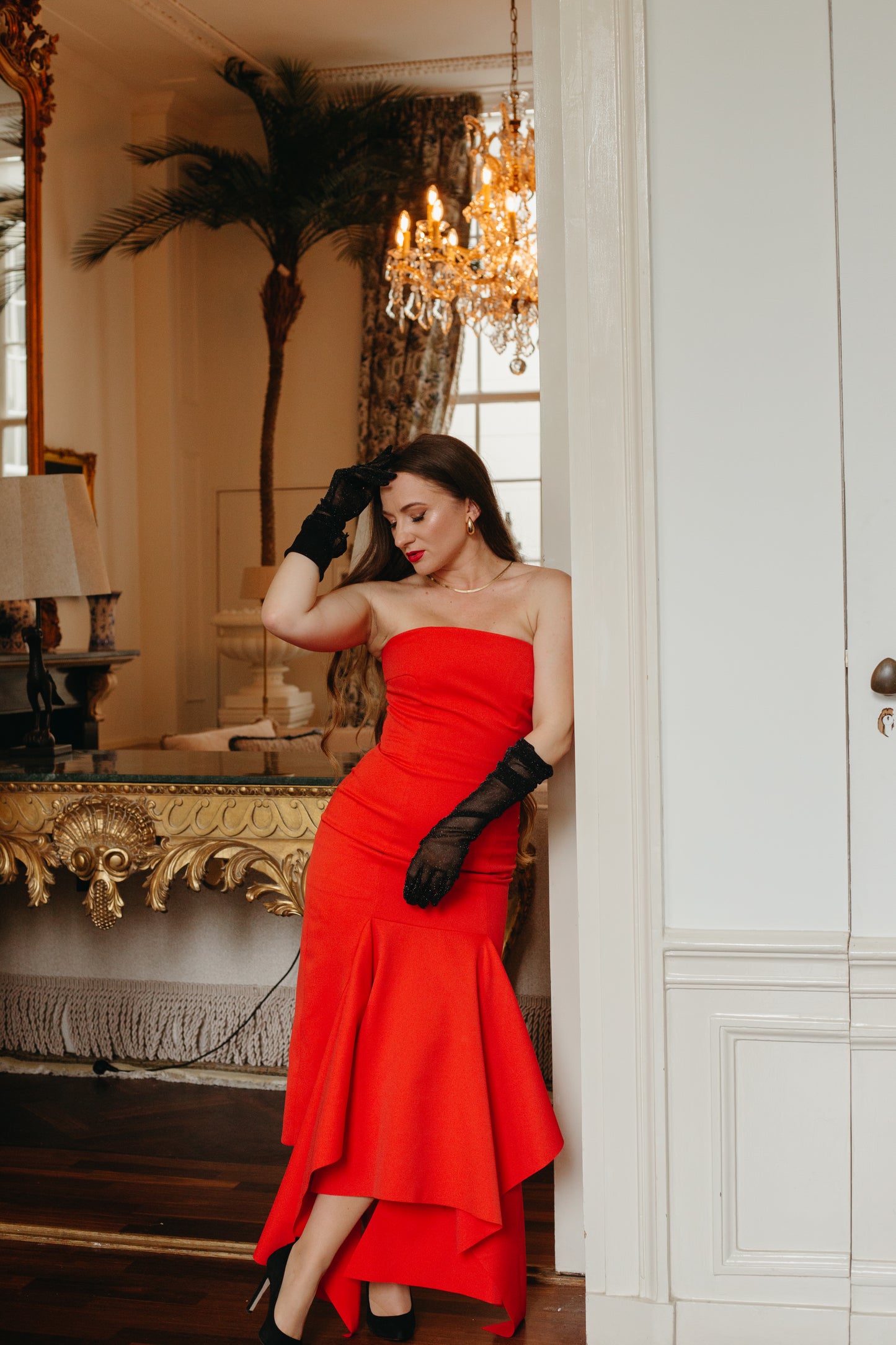 Veronique straploze midi-jurk in koraalrood