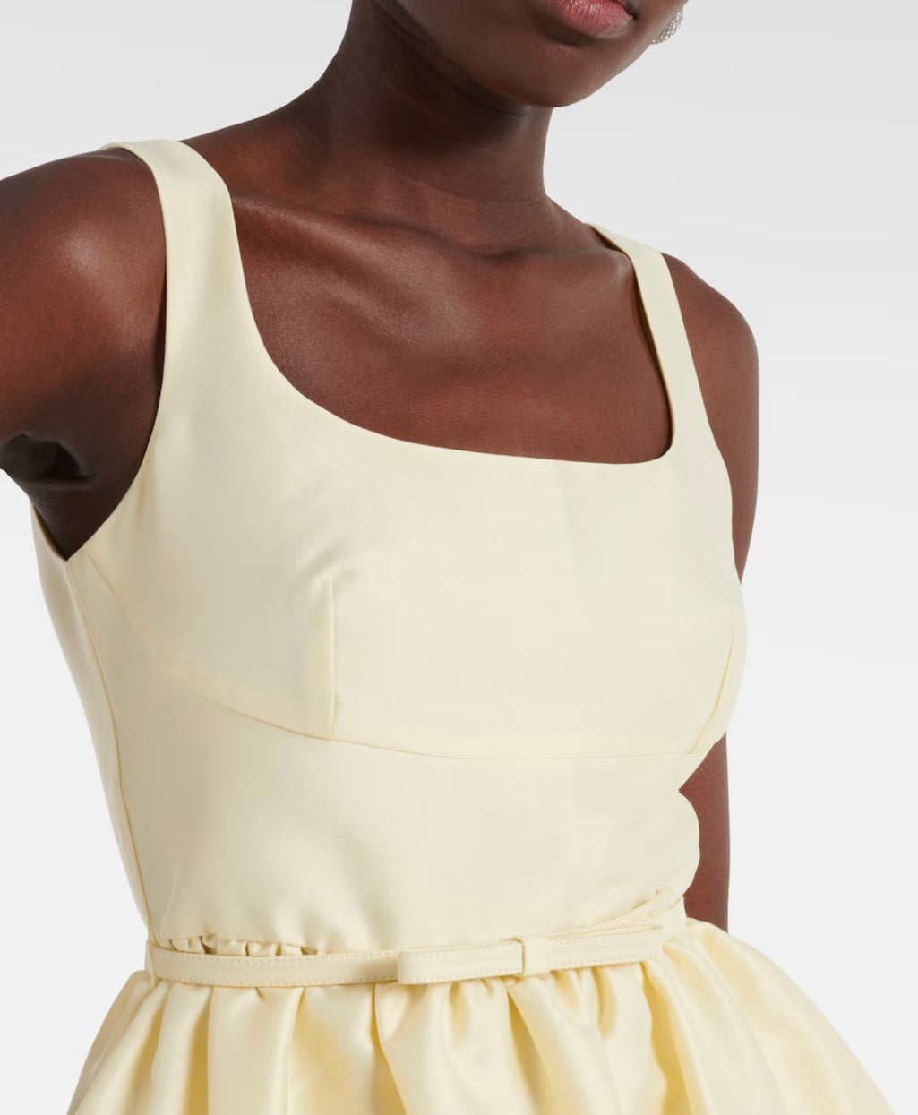 Midi-jurk met diepe ronde hals